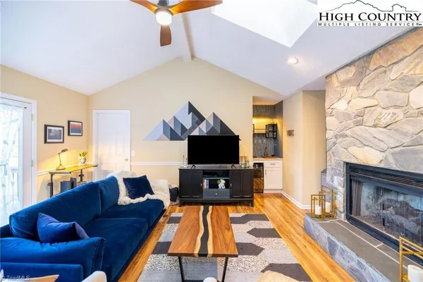 $267,500 | 30 Village Road, Glade Valley, NC 28627