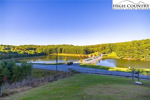 $267,500 | 30 Village Road, Glade Valley, NC 28627