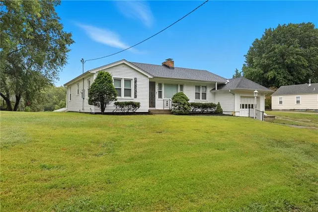 $275,000 | 2943 North Walnut Street, Avondale, MO 64117