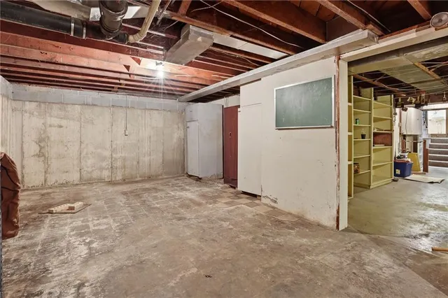 $275,000 | 2943 North Walnut Street, Avondale, MO 64117