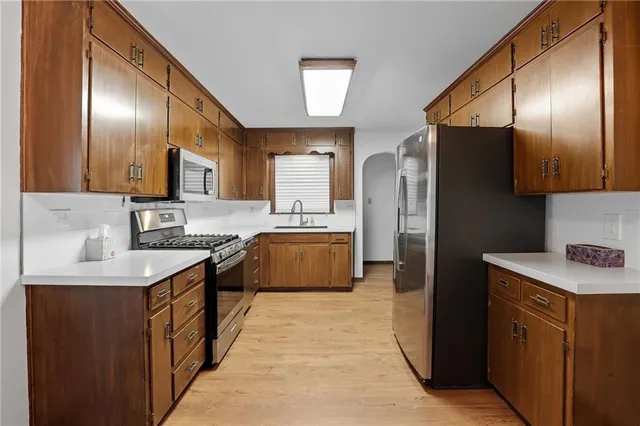 $275,000 | 2943 North Walnut Street, Avondale, MO 64117