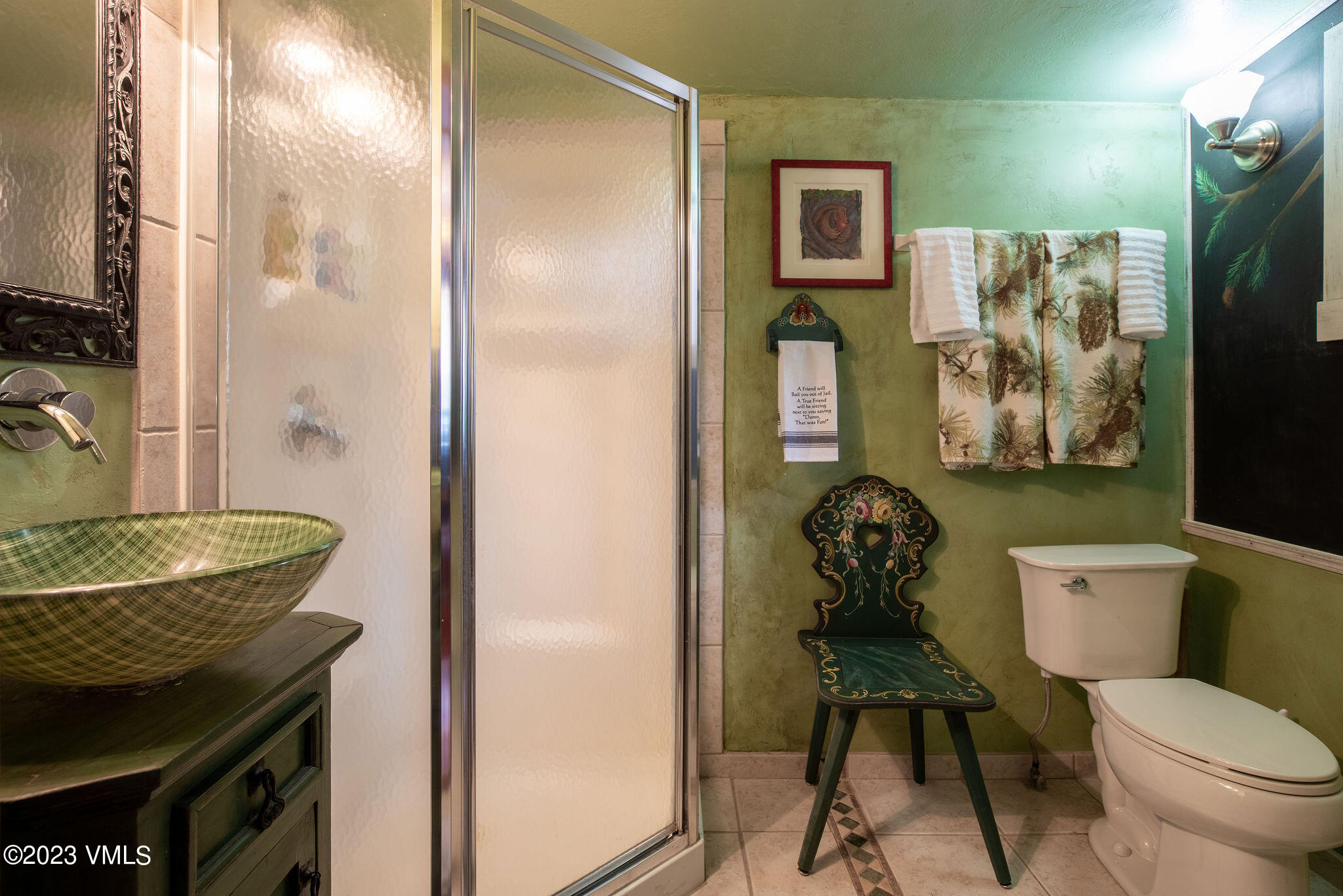 407 Eagle Street Red Cliff, CO 81649 - Photo 8 of 22 407_eagle_st_interior_bath01