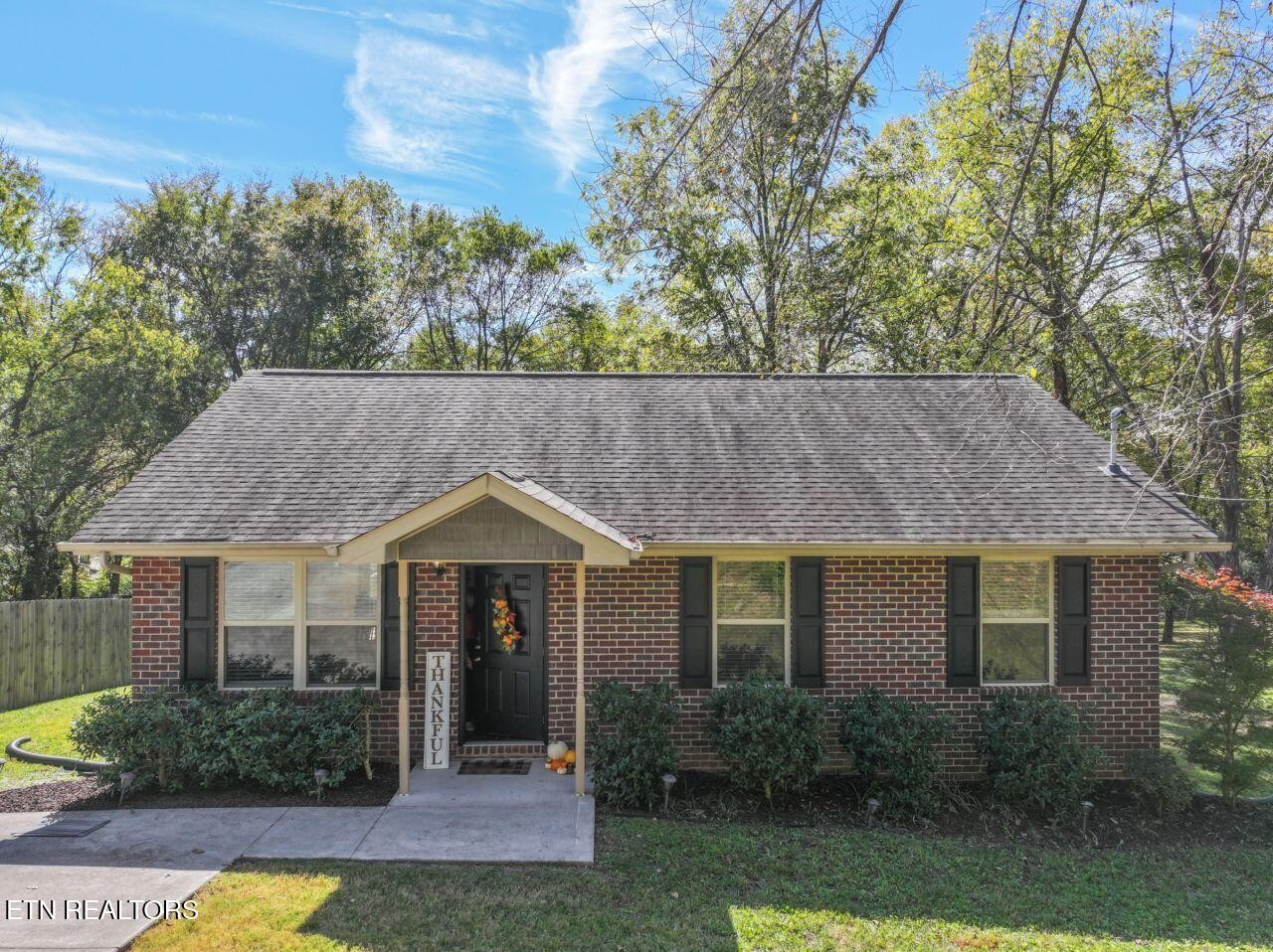 461 Robertsville Road Oak Ridge, TN 37830 - Photo 2 of 29 Gallery Image 2