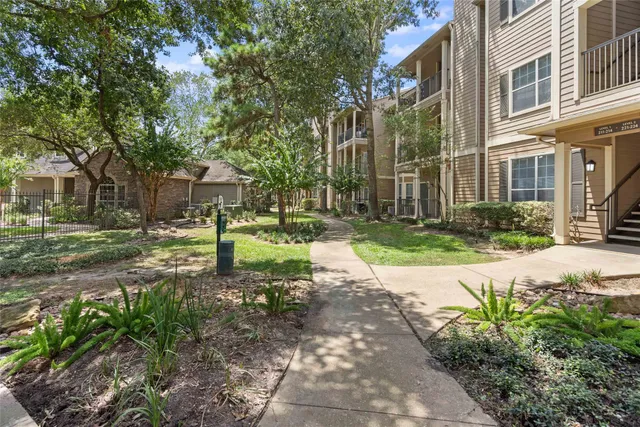 $1,500 | 2400-932 Spring Rain Drive, Spring, TX 77379