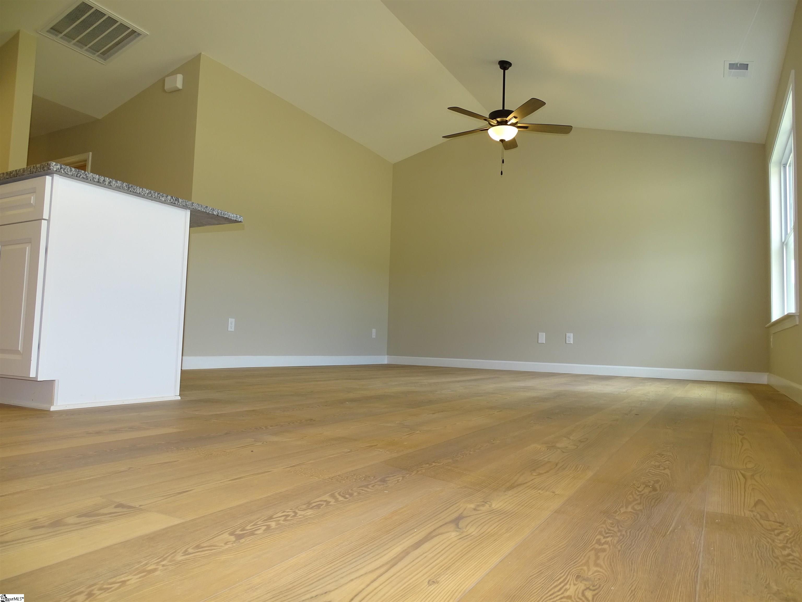 250-254 Brewton Road Spartanburg, SC 29301 - Photo 8 of 42