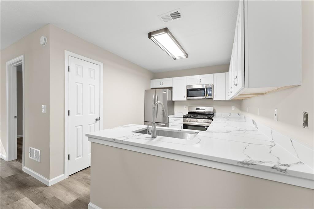 3450 Pinehurst Road Cumming, GA 30040 - Photo 12 of 39