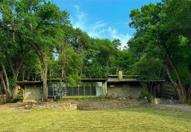 $750,000 | 1934 Kessler Parkway, Dallas, TX 75208