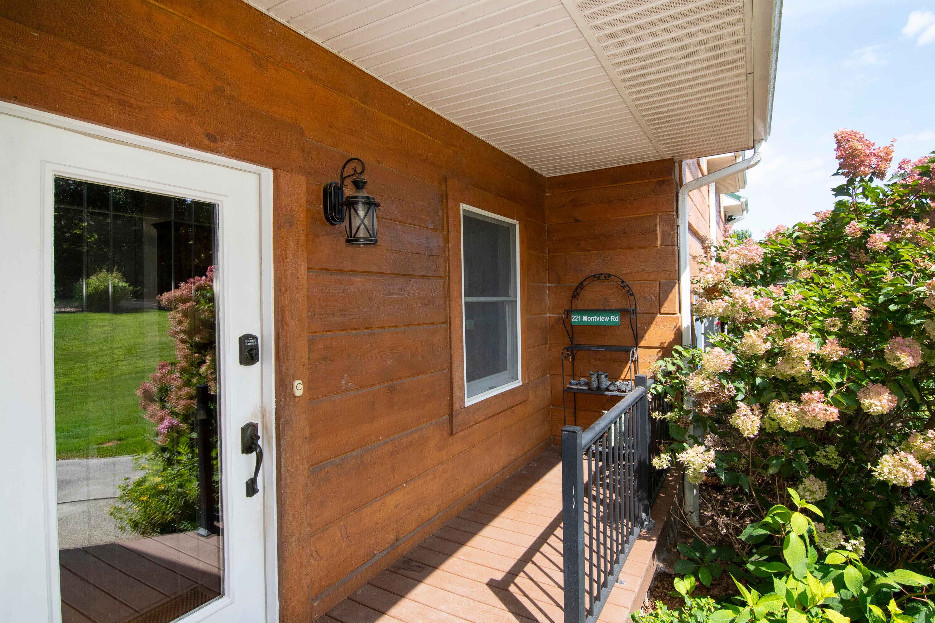 221 Montview Road Caldwell, WV 24925 - Photo 9 of 92 Gallery Image 9