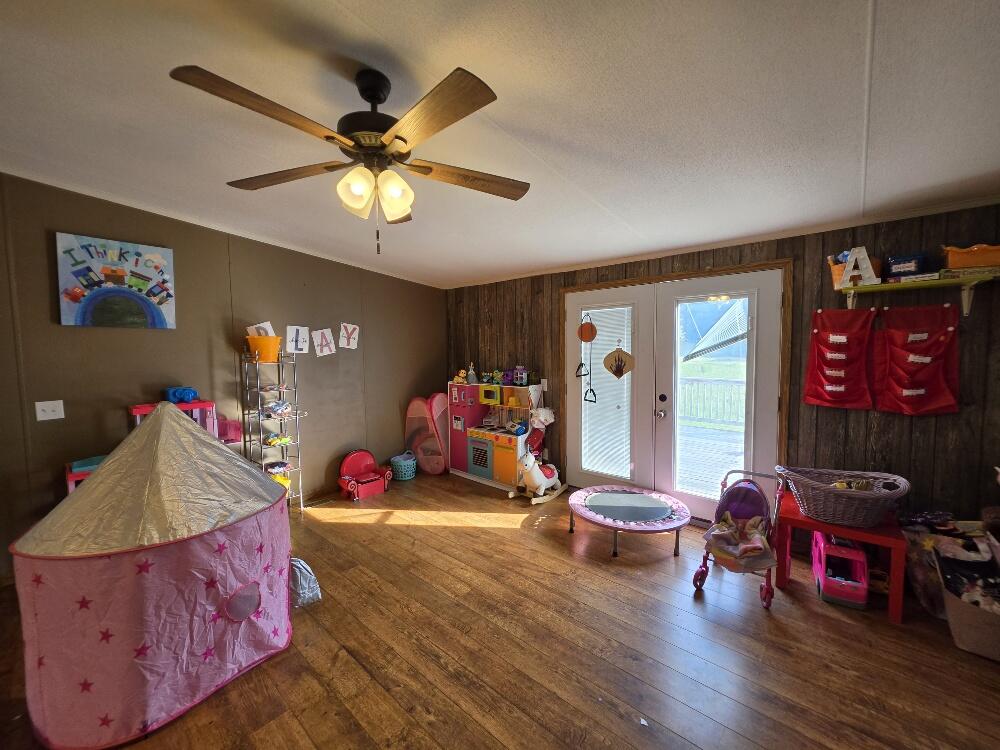 622 Thompson Road Marion, VA 24354 - Photo 18 of 26 Gallery Image 18