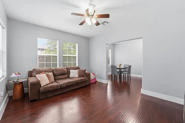 $300,000 | 4426 Canal Street, Houston, TX 77011