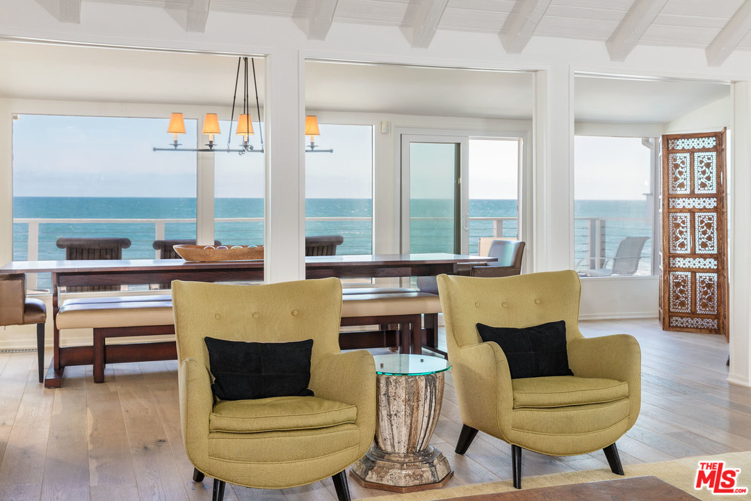 19232 Pacific Coast Highway Malibu, CA 90265 - Photo 10 of 23