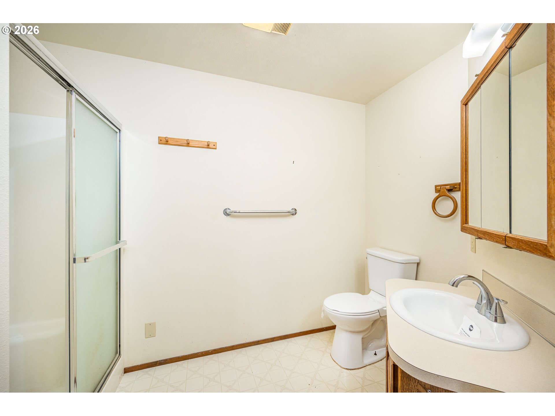 2365 L Street Springfield, OR 97477 - Photo 12 of 18