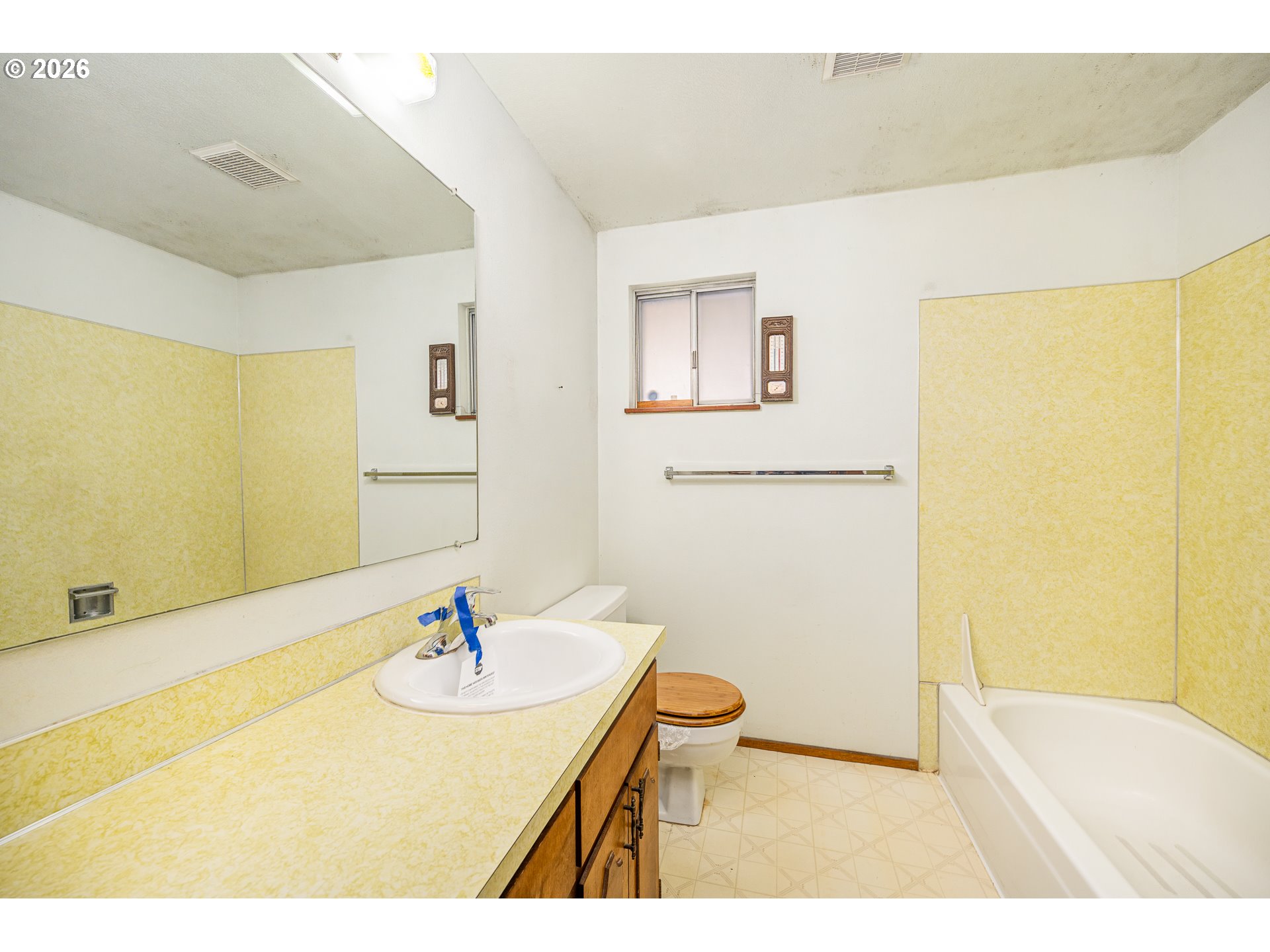 2365 L Street Springfield, OR 97477 - Photo 8 of 18