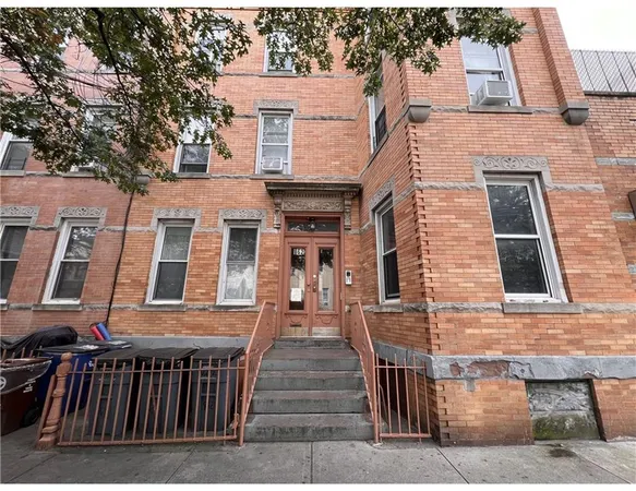 $1,349,000 | 8-62 Woodward Avenue, Unit 6 | Ridgewood