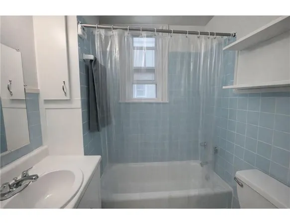 $1,349,000 | 8-62 Woodward Avenue, Unit 6 | Ridgewood