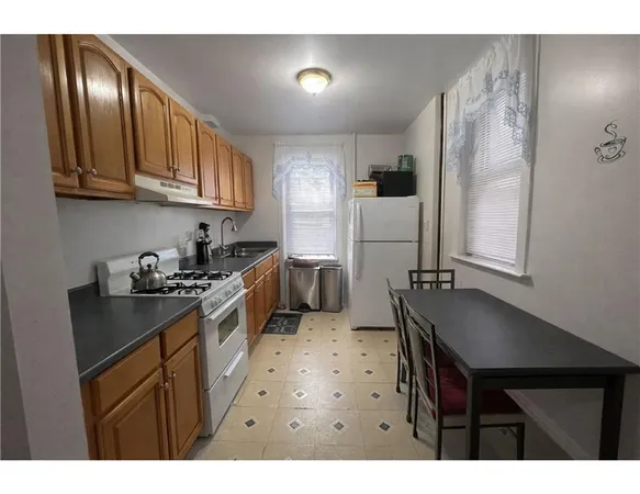 $1,349,000 | 8-62 Woodward Avenue, Unit 6 | Ridgewood