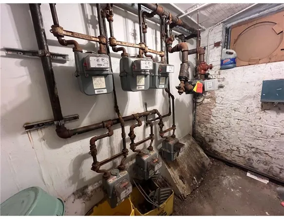 $1,349,000 | 8-62 Woodward Avenue, Unit 6 | Ridgewood