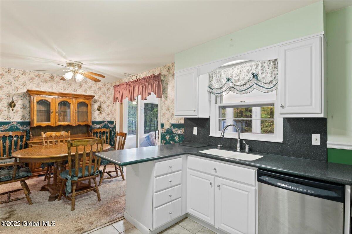 71 Frederick Street Ballston Spa, NY 12020 - Photo 6 of 32 04-FJD_5592