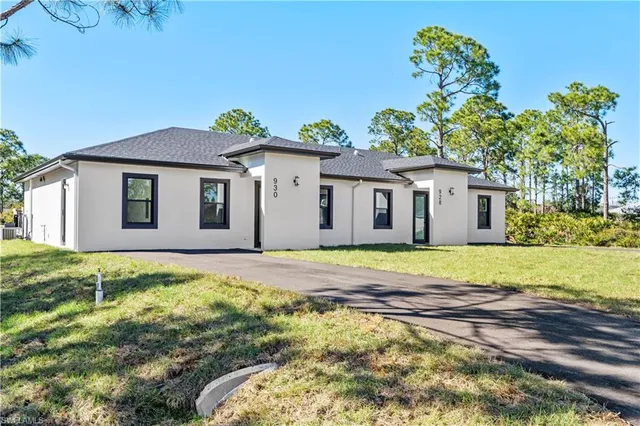 $559,000 | 930 Hepburn Avenue, Lehigh Acres, FL 33974