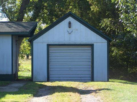 8426 Pittsburg Road Durand, MI 48429 - Photo 7 of 22 20125311-6.JPG