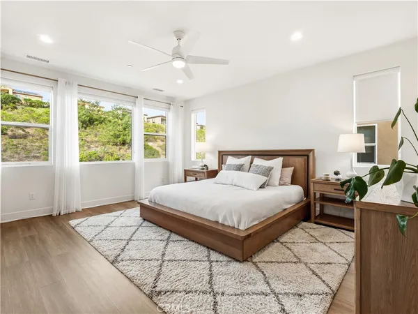 $1,190,000 | 19149 Lauren Lane, Saugus, CA 91350