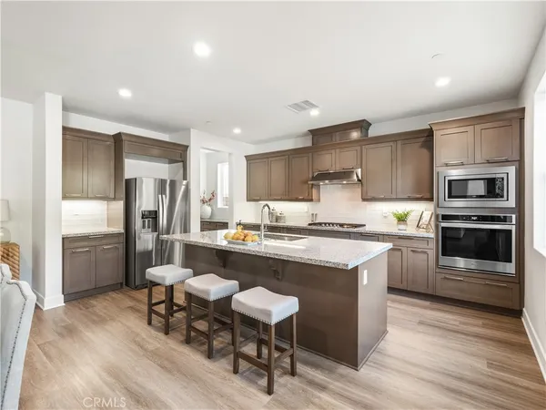 $1,190,000 | 19149 Lauren Lane, Saugus, CA 91350