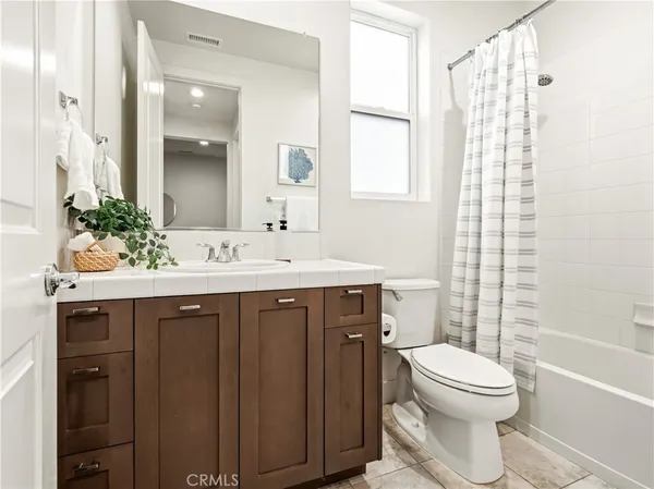 $1,190,000 | 19149 Lauren Lane, Saugus, CA 91350