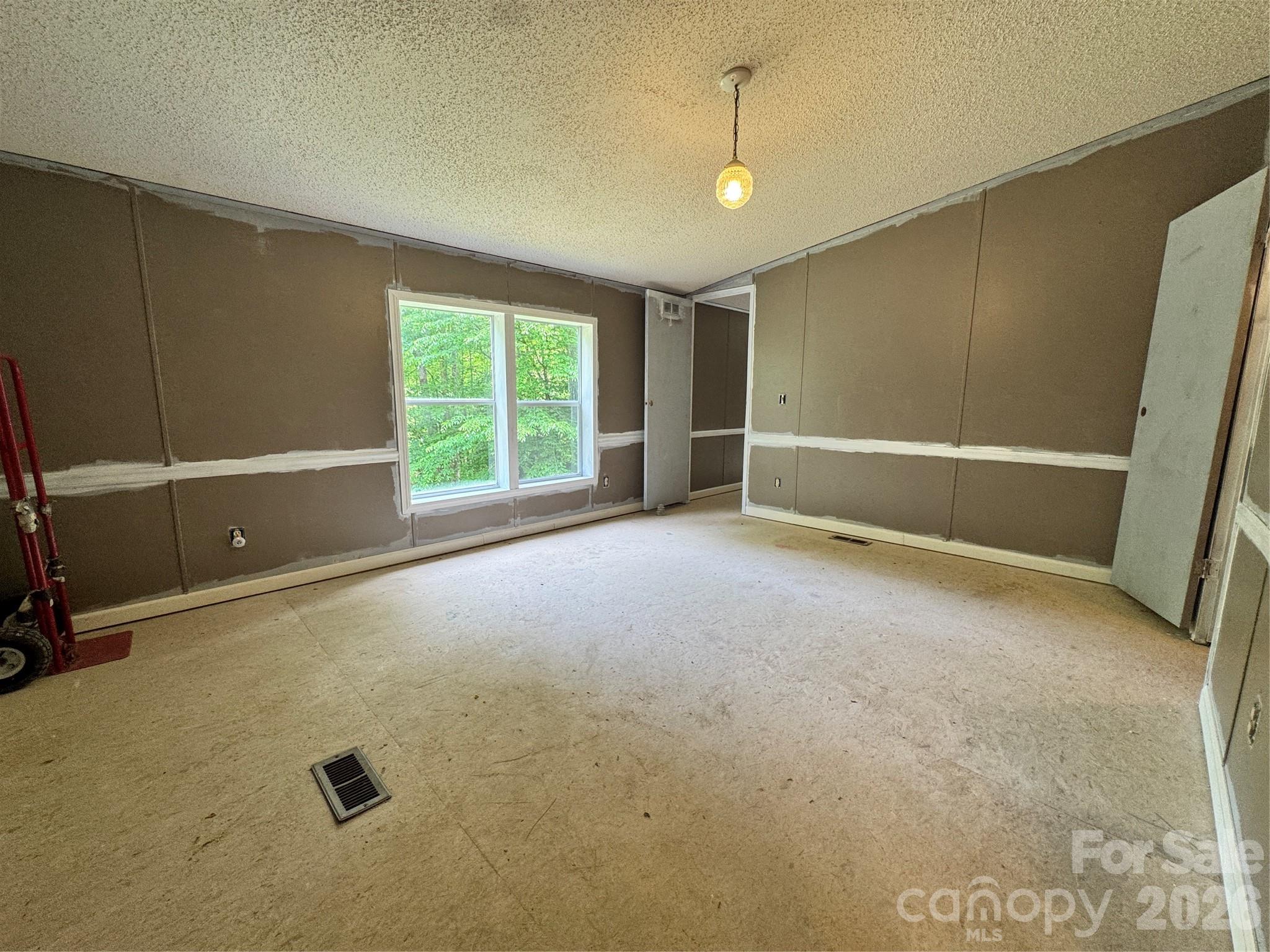 151 Rash Road Lincolnton, NC 28092 - Photo 17 of 37 Gallery Image 17