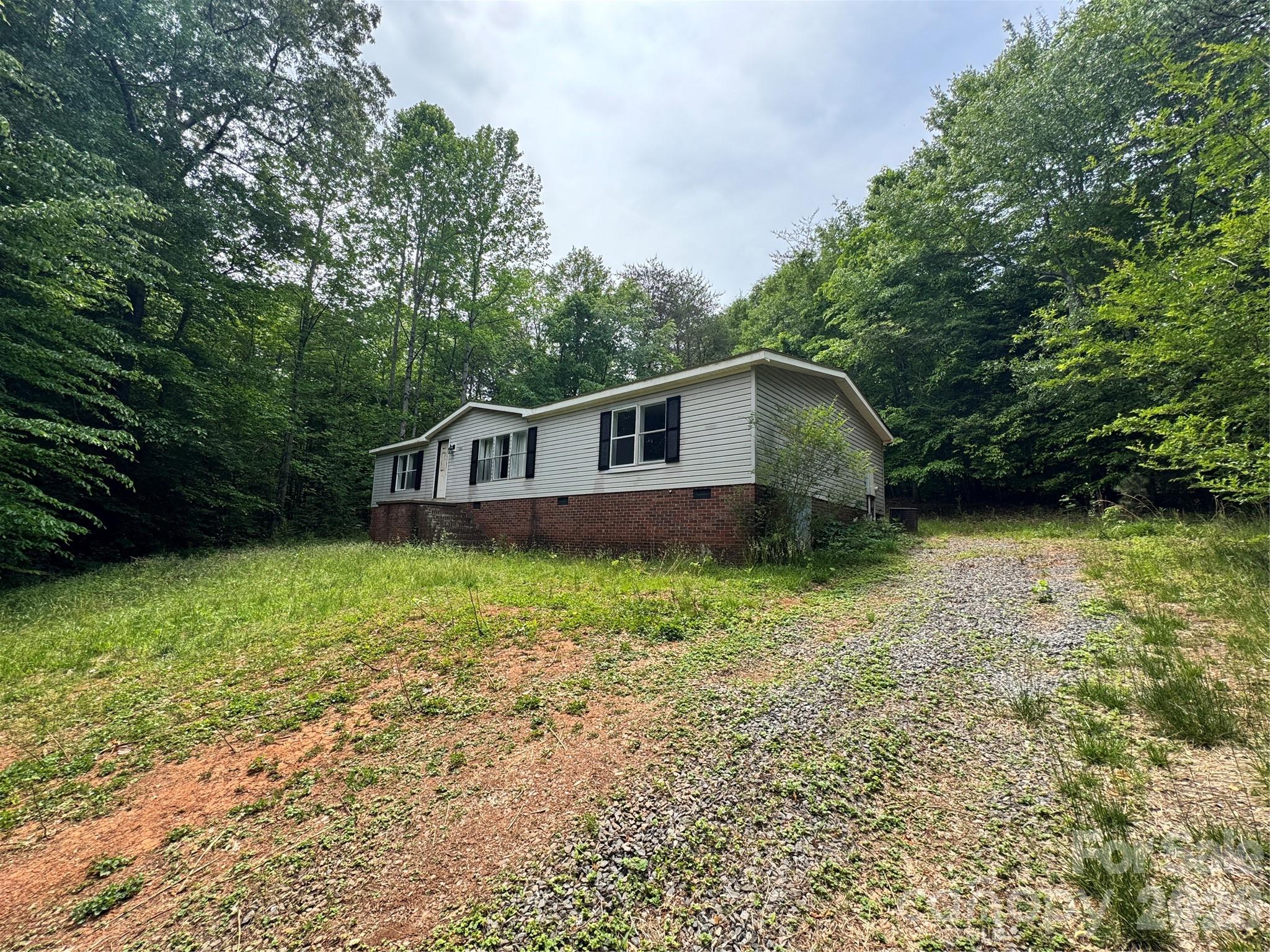 151 Rash Road Lincolnton, NC 28092 - Photo 5 of 37 Gallery Image 5