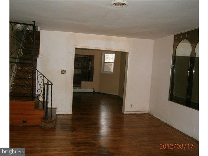 1229 Marlyn Road Philadelphia, PA 19151 - Photo 3 of 14 Gallery Image 3