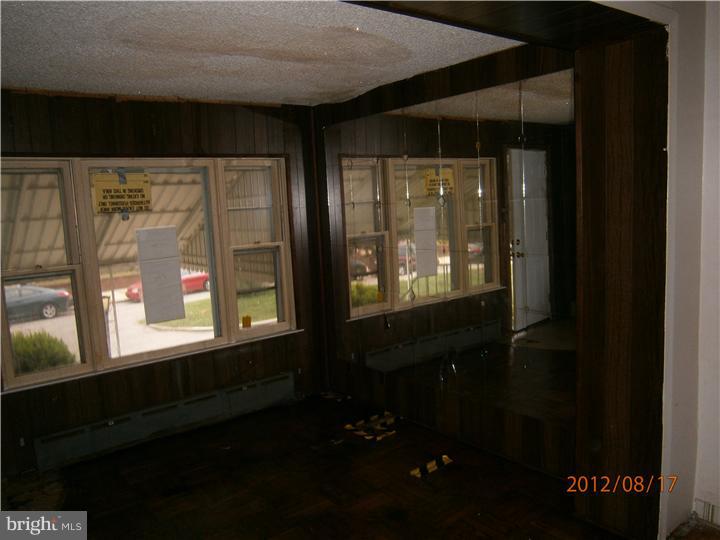 1229 Marlyn Road Philadelphia, PA 19151 - Photo 10 of 14 Gallery Image 10