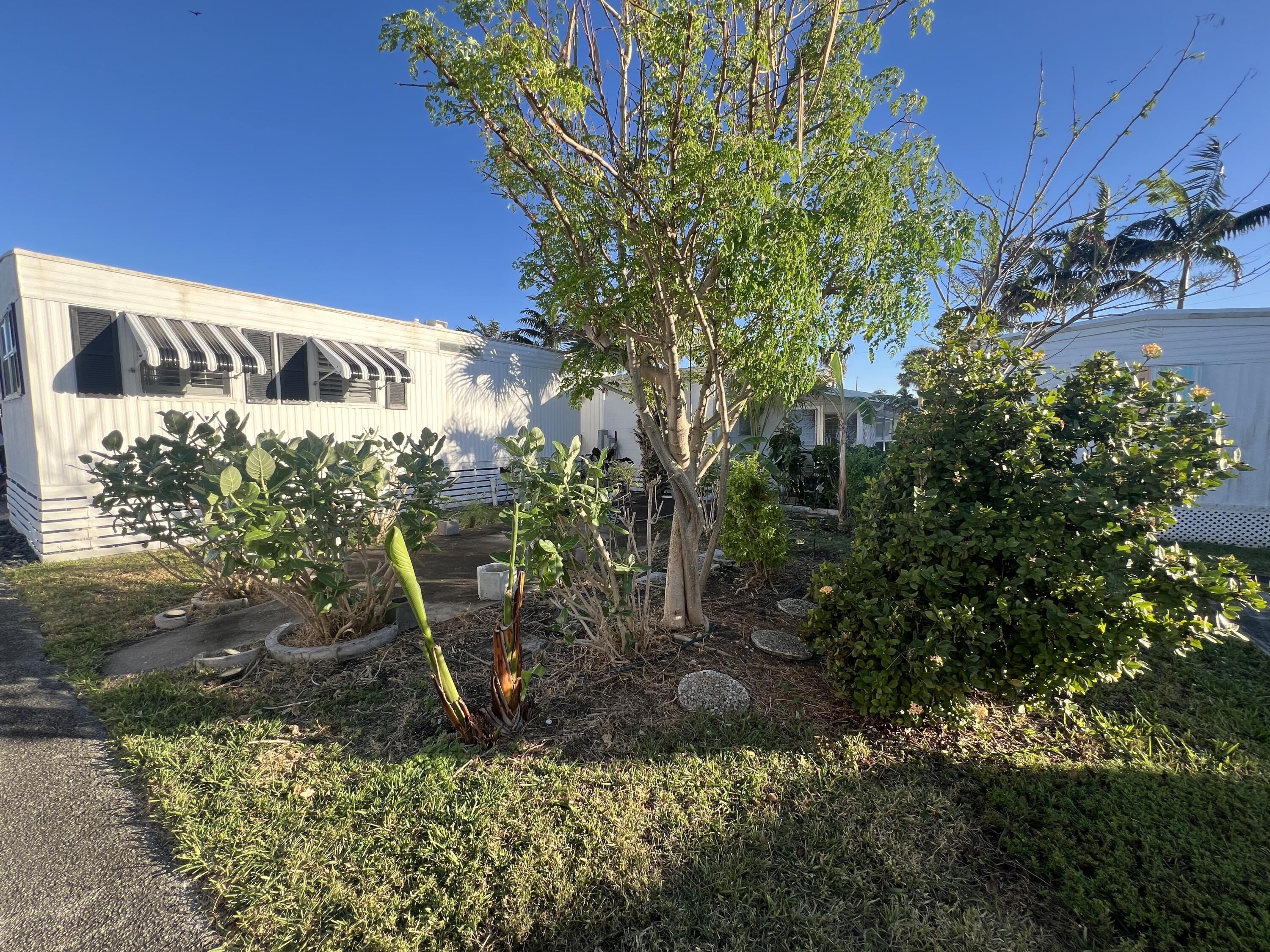 21 Ruthmary Avenue, Unit G Boynton Beach, FL 33435 - Photo 4 of 15 IMG_7625