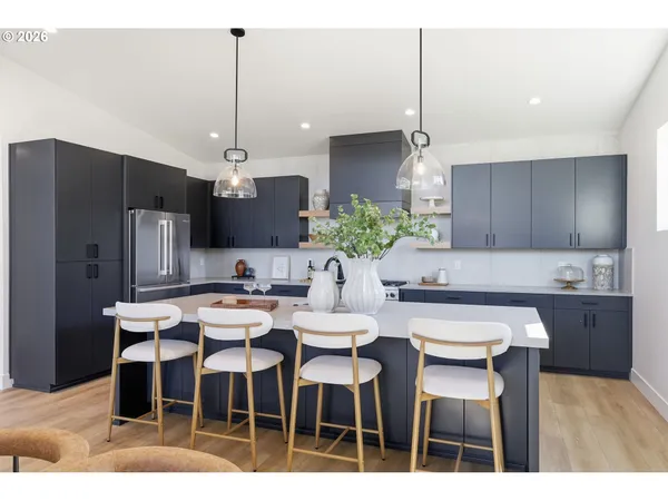 $1,299,000 | 3490 Southview Drive, Eugene, OR 97405