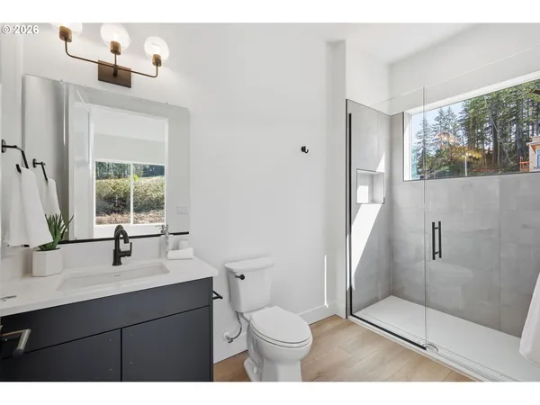 $1,299,000 | 3490 Southview Drive, Eugene, OR 97405