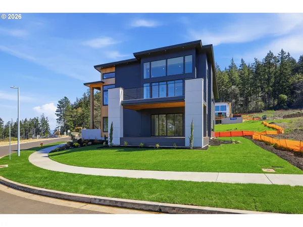$1,299,000 | 3490 Southview Drive, Eugene, OR 97405