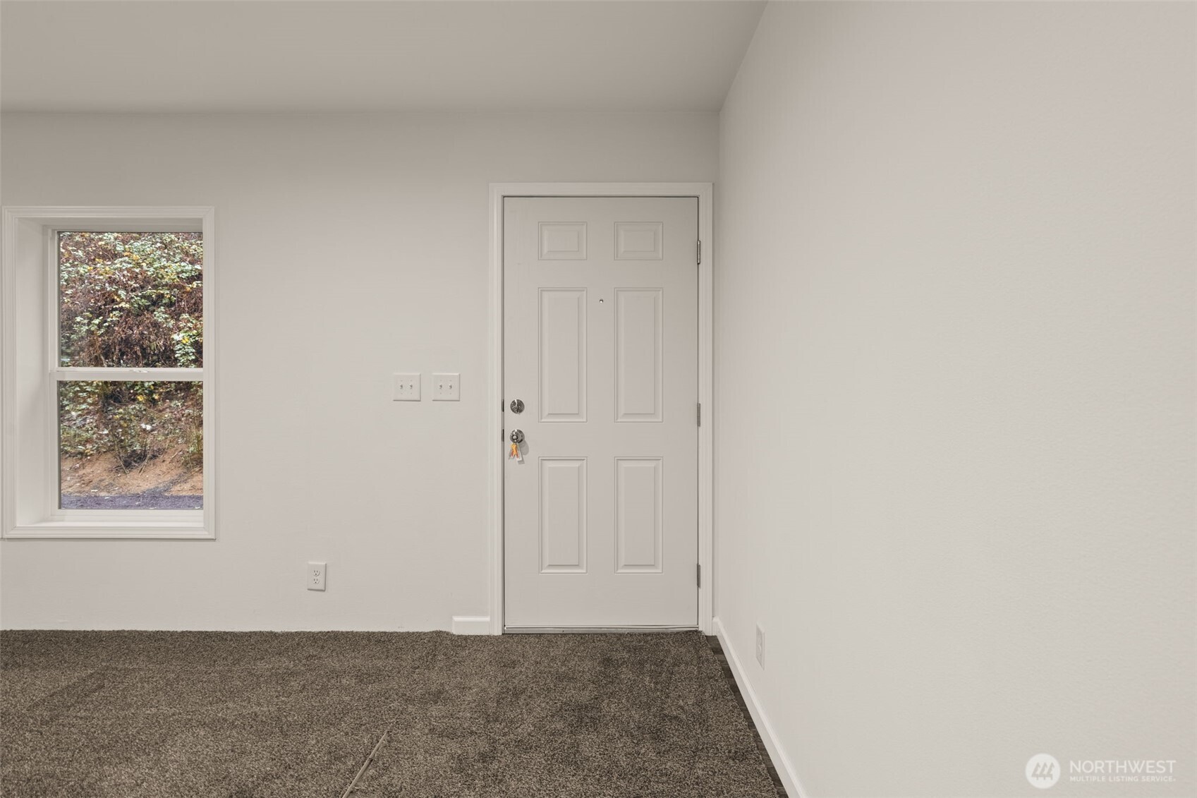 175 Boyd Road Randle, WA 98377 - Photo 7 of 26 a view of an empty room with closet