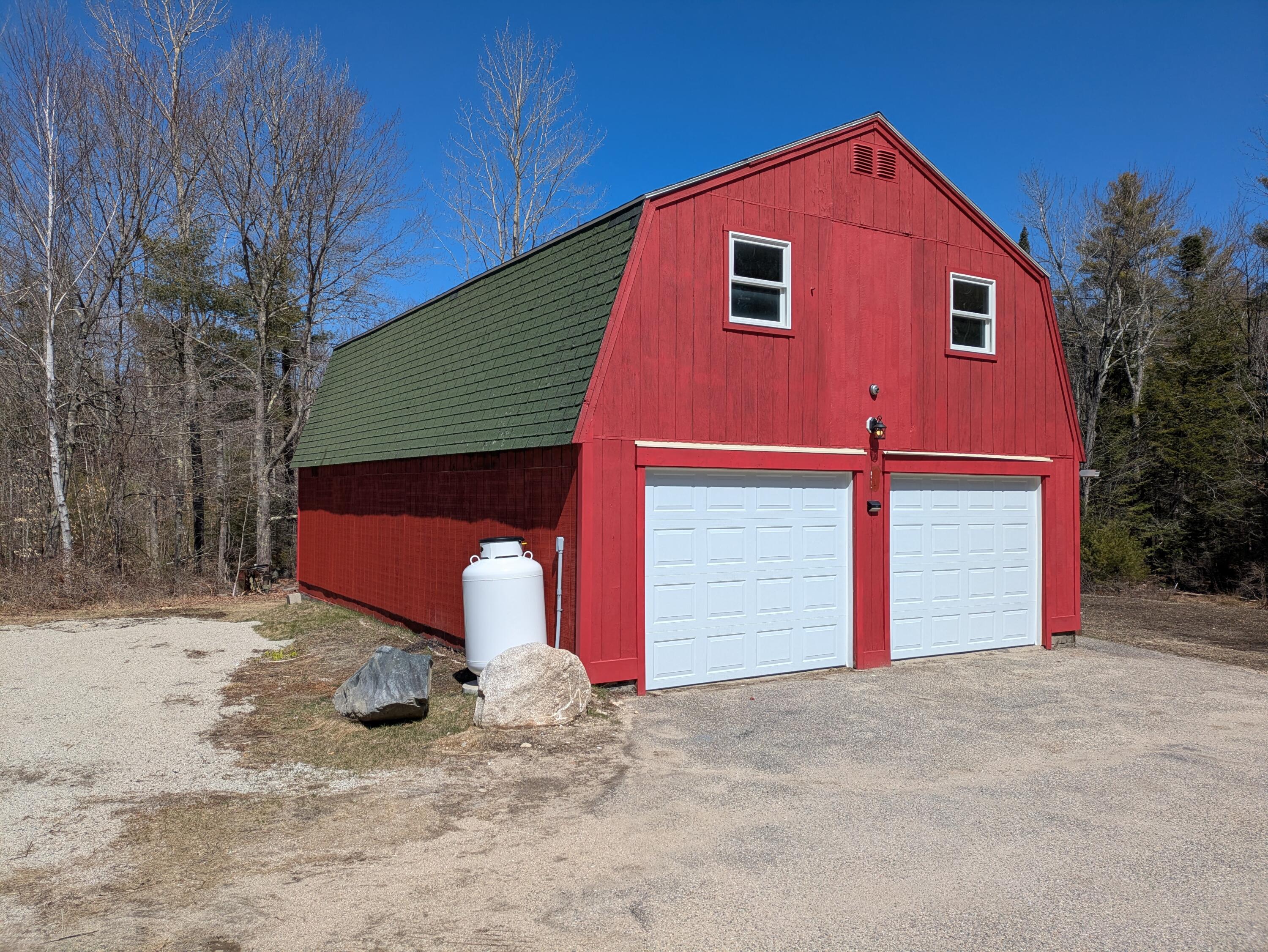 481 Oak Hill Road Standish, ME 04084 - Photo 2 of 39 481 Oak Hill Garage
