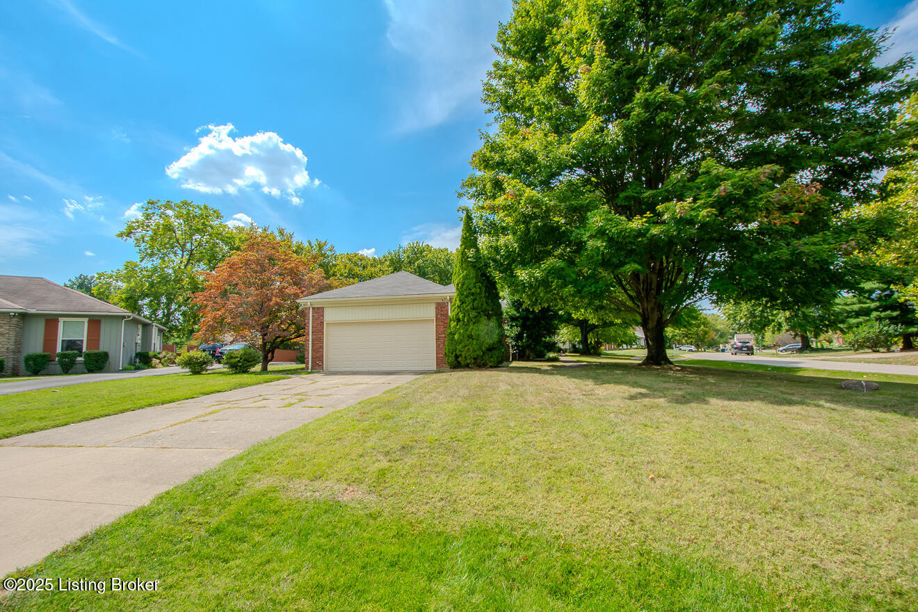 11802 Robindale Road Louisville, KY 40243 - Photo 44 of 45 Corner Lot