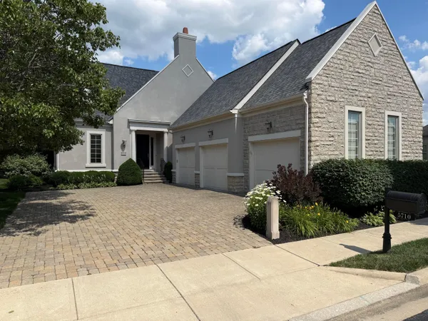 $909,500 | 5710 Ennishannon Place, Unit 42, Dublin, OH 43016