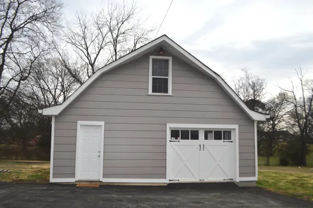 $749,900 | 207 Donna Drive, Madison, TN 37115