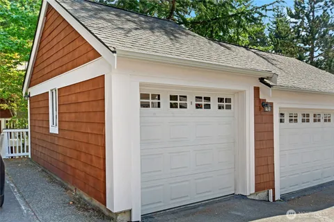 $579,000 | 3018 128th Avenue Southeast, Unit 12, Bellevue, WA 98005