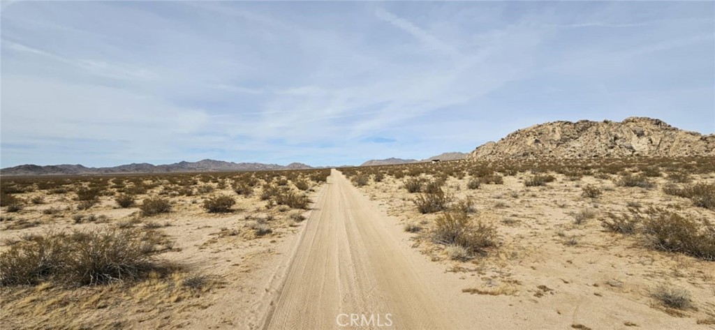 800 Jones Road Lucerne Valley, CA 92356 - Photo 3 of 5 a view of sky view