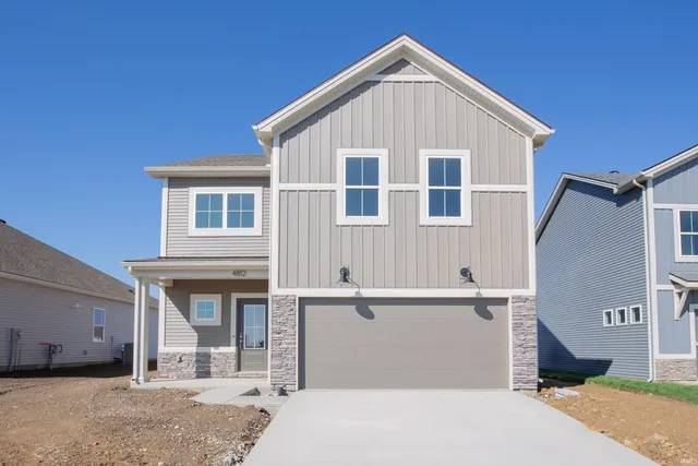 $394,800 | 4812 Chelmsford Drive, Newburgh, IN 47630