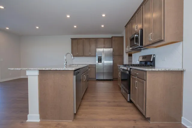 $384,800 | 4812 Chelmsford Drive, Newburgh, IN 47630