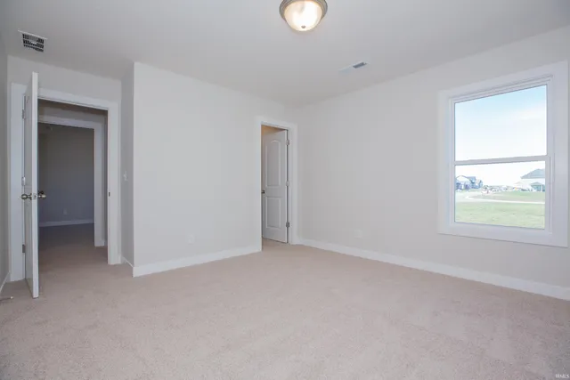 $384,800 | 4812 Chelmsford Drive, Newburgh, IN 47630