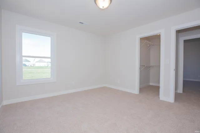 $384,800 | 4812 Chelmsford Drive, Newburgh, IN 47630