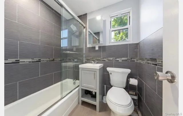 $749,999 | 257 Biltmore Avenue, Elmont, NY 11003