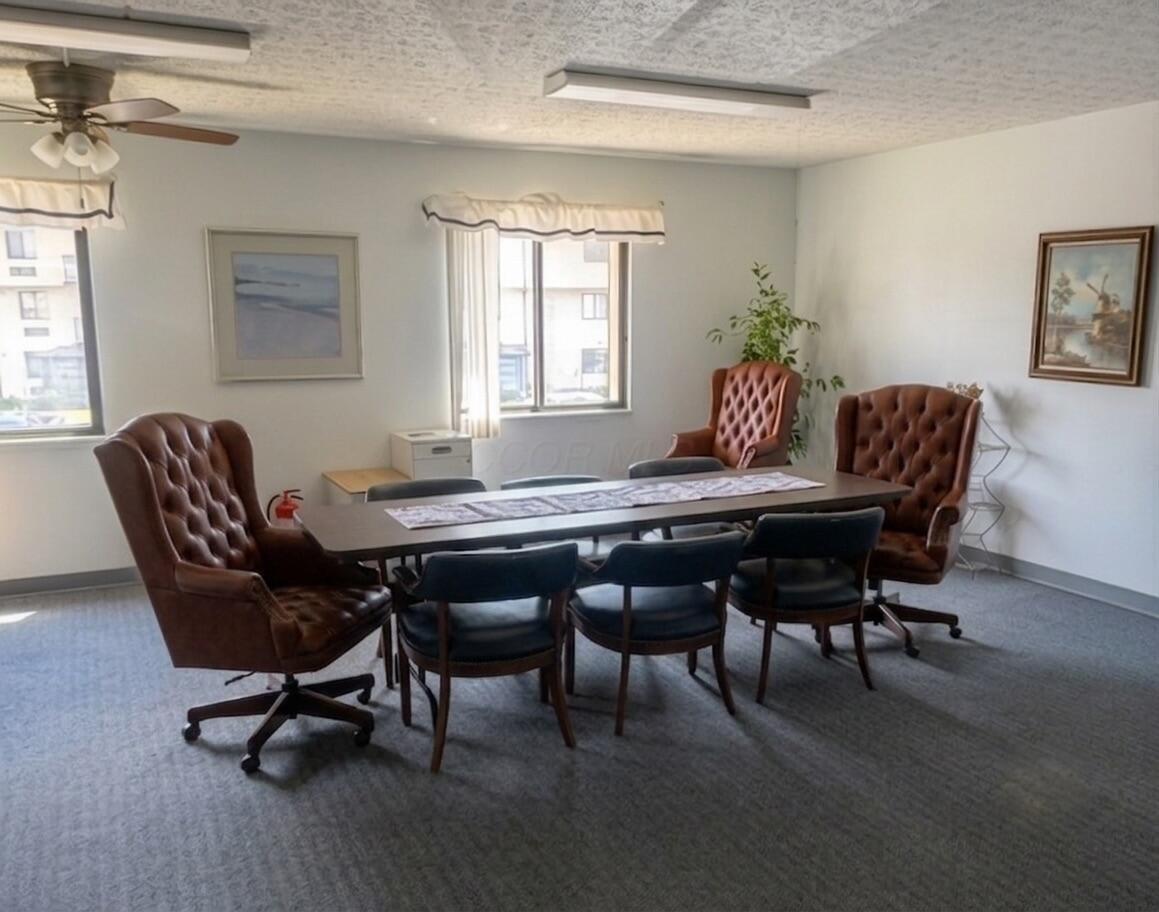 3967 Karl Road, Unit 227 Columbus, OH 43224 - Photo 37 of 39 Second floor lounge area