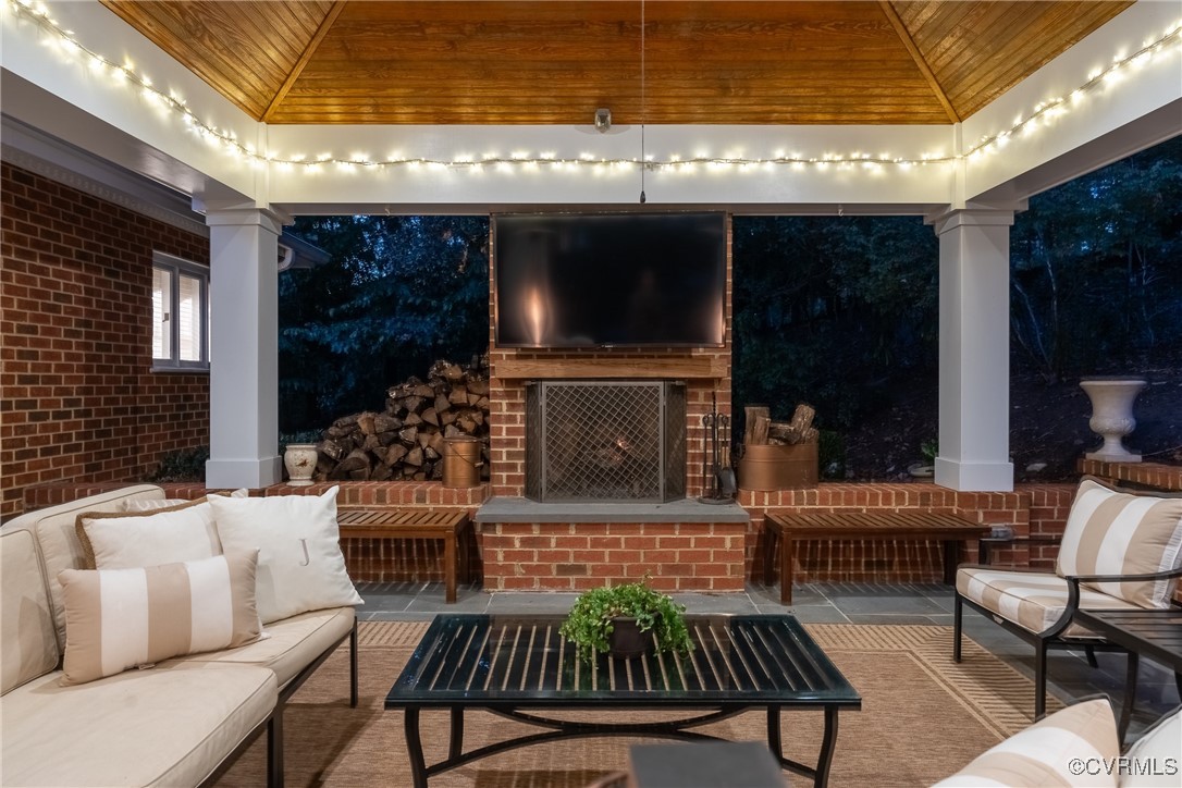 3761 Reeds Landing Circle Midlothian, VA 23113 - Photo 43 of 50 Tastefully constructed outdoor living space. Wood