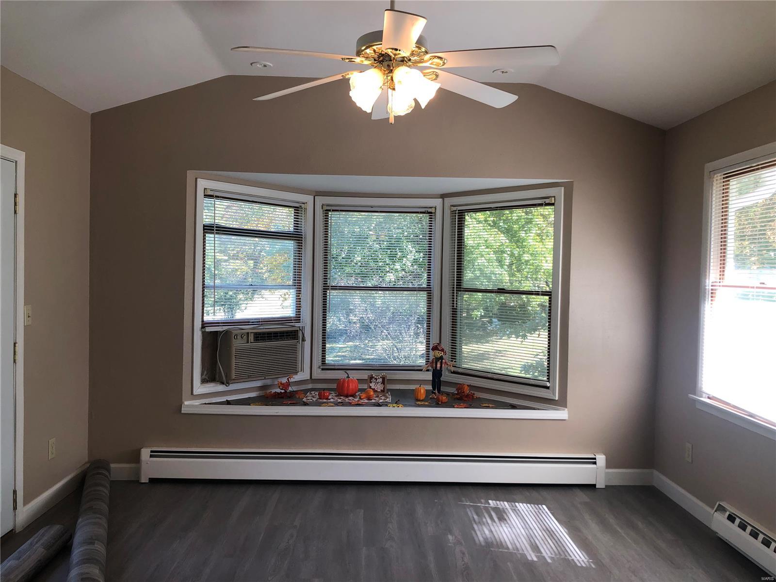 3902 Raymond Road Edwardsville, IL 62025 - Photo 6 of 25